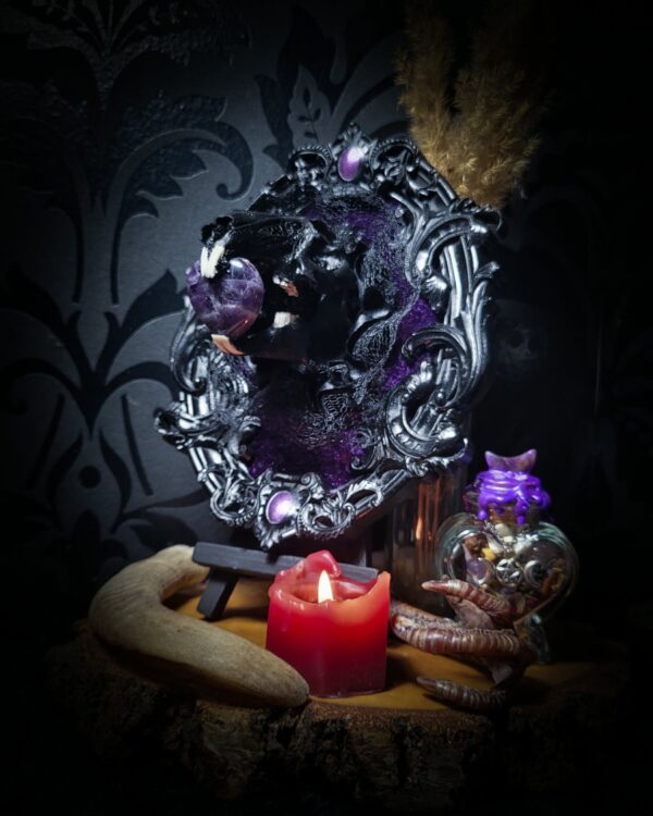 Purpura | Witches