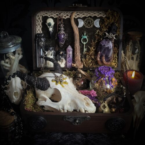 Deity Devotion Casket | MADE TO ORDER