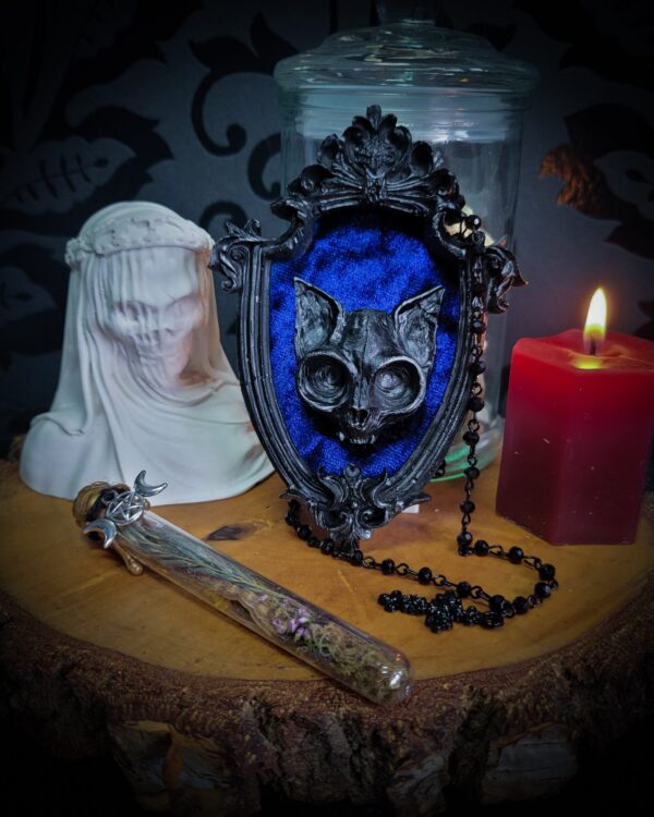 Felis Sanguinis | Crafted Relics