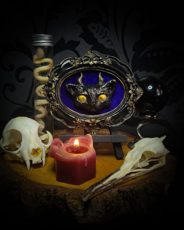 c91993ad-8b31-40d2-b376-c4b3165f36f2.jpg Felis Daemonium | Crafted Relics